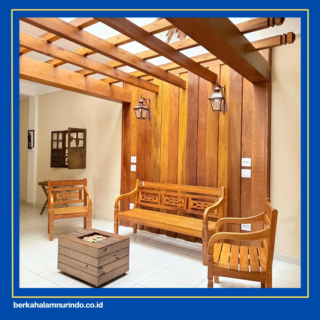 kayu untuk dinding rumah