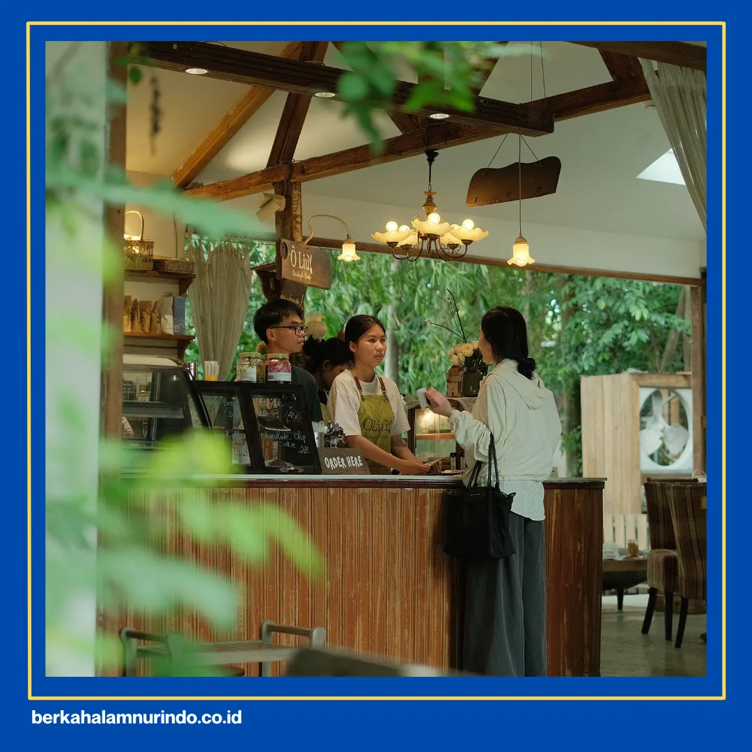 bangunan cafe dari kayu