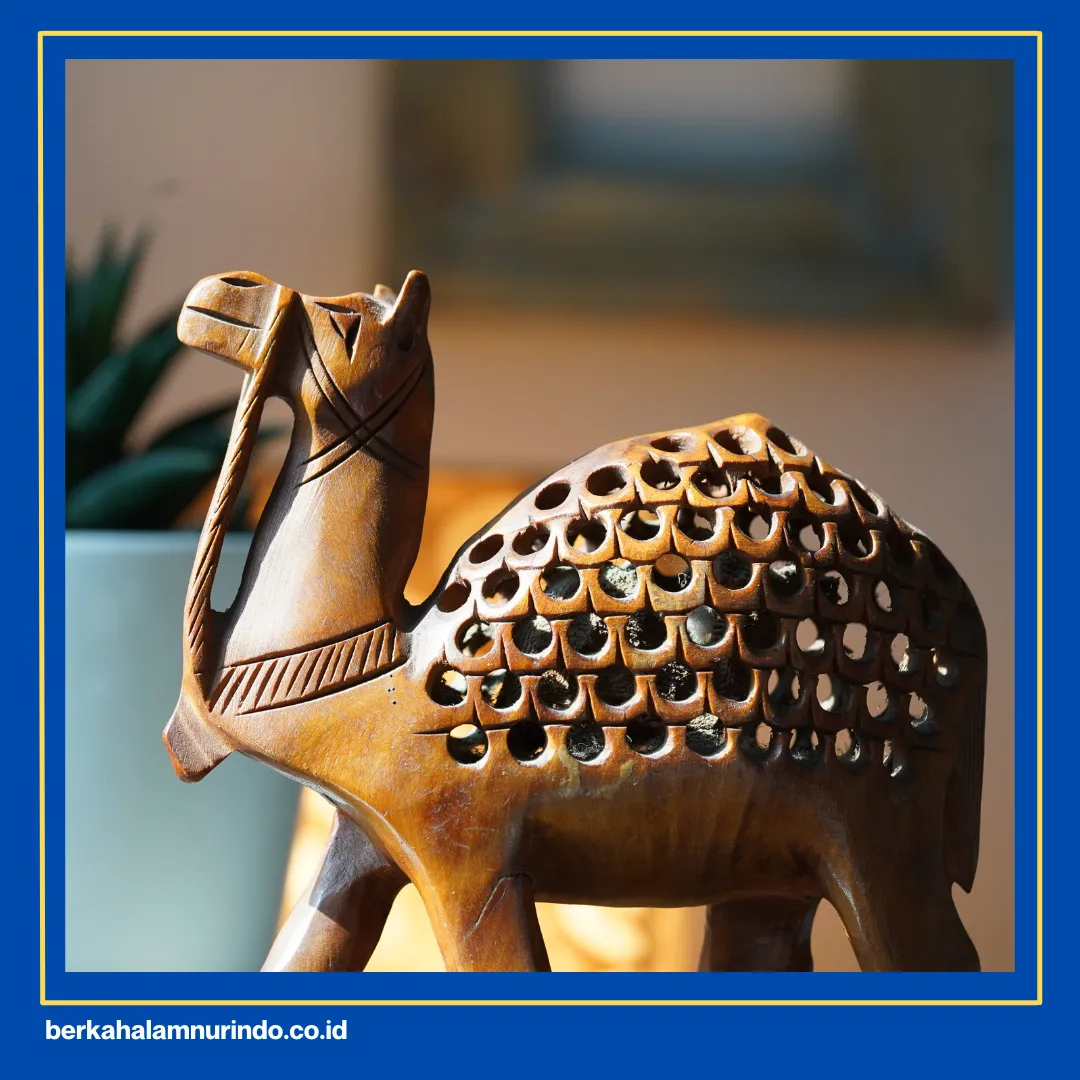 miniatur bangunan dari kayu